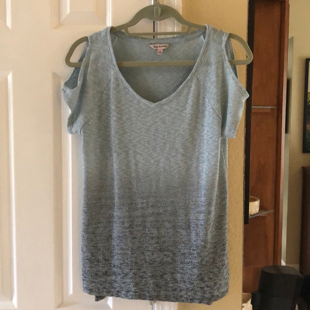 Cold shoulder top